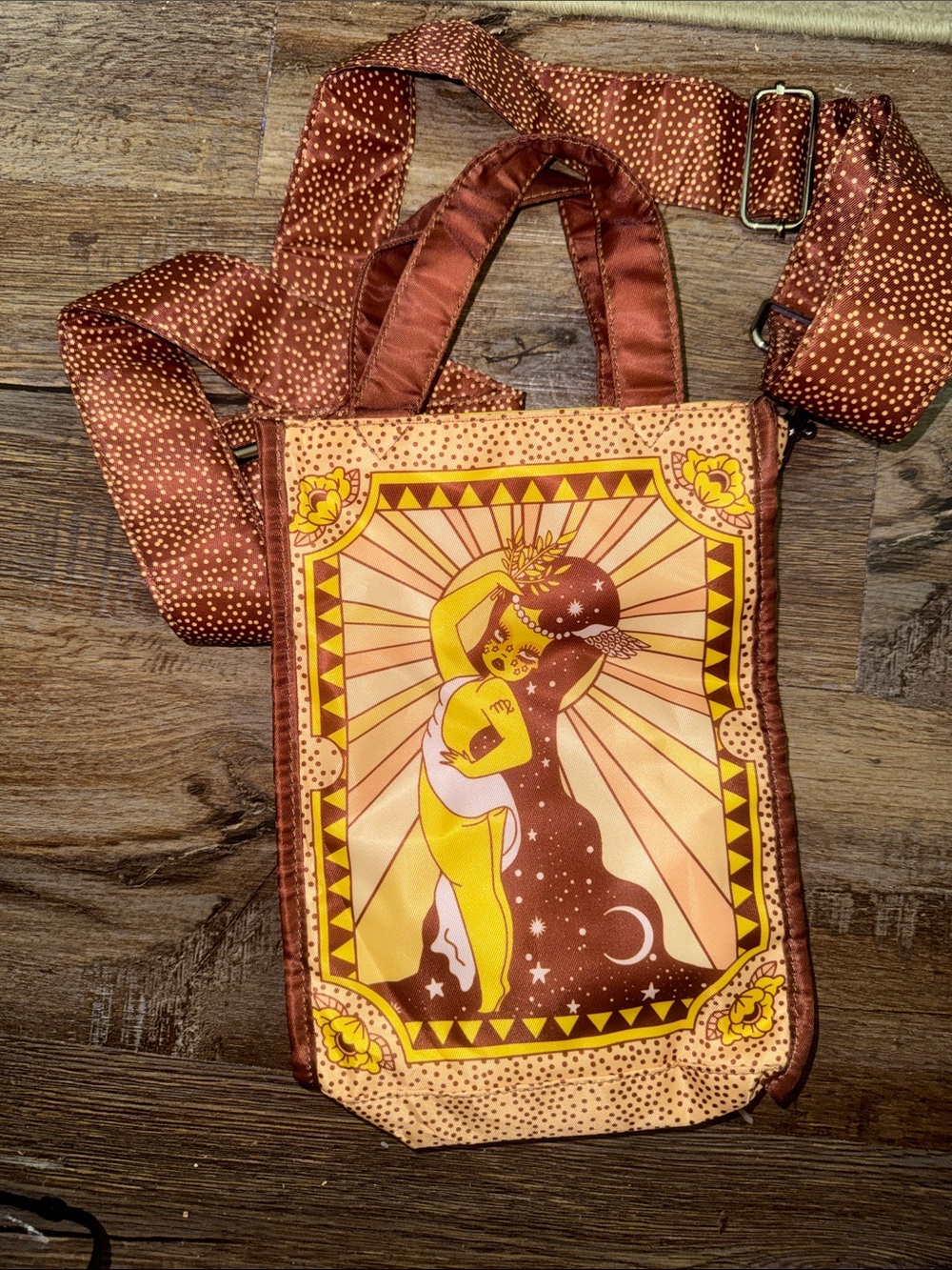Valfre Women's Crossbody - Rare
HTF Valfé Virgo Zodiac Bag.